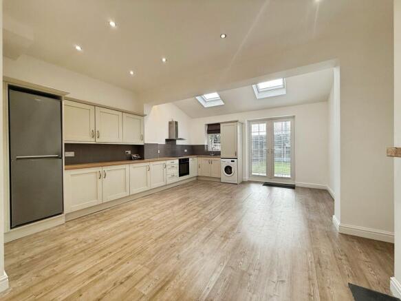 Kitchen Family Room
