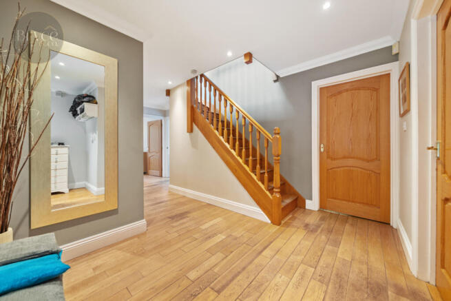 Haylett Lodge  -25