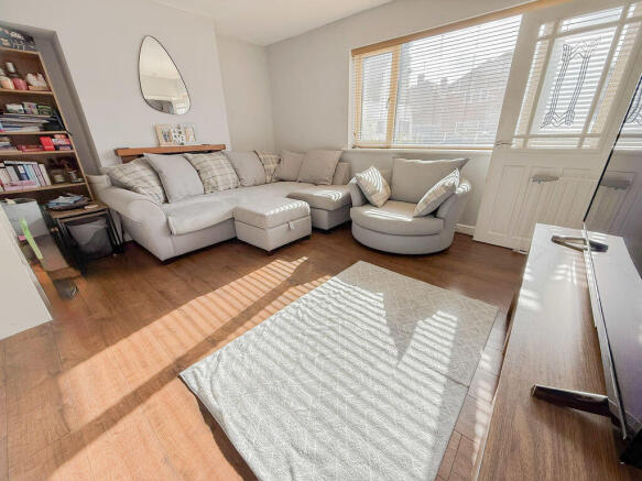 Medwin Grove, Erdington, B23 5DY photo 3