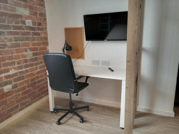 Photo 3
