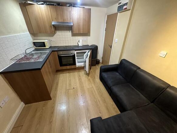 Two bed Flat available
