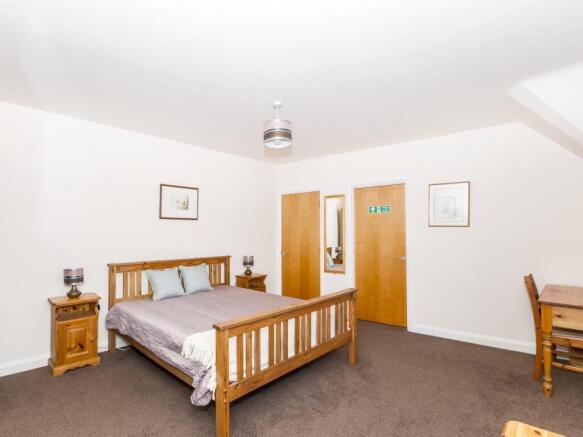 Bedroom9