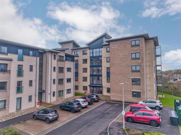 42 Mortimer Street Monifieth-5.JPG