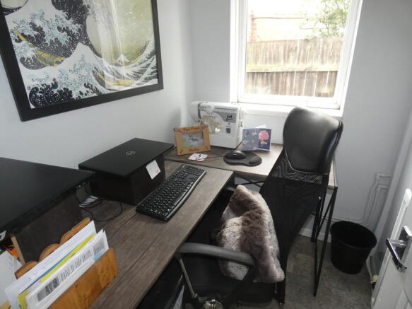 Photo 8