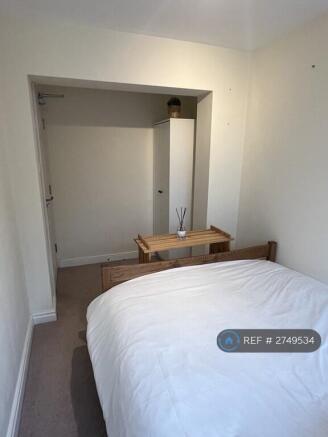1 bed House Share to rent Image 11