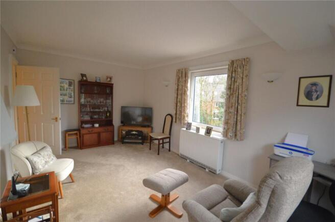 Tanners Lane, Haslemere, Surrey, GU27 photo 2
