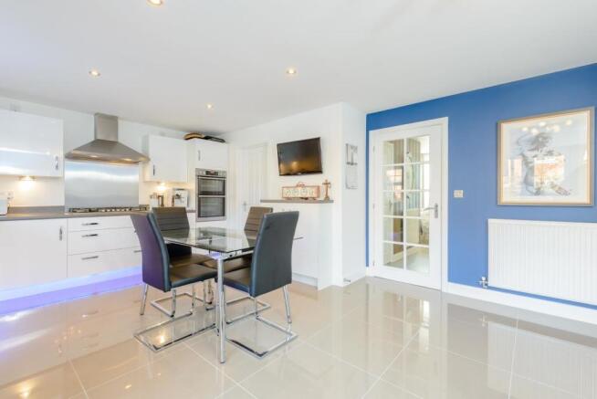 8376246-interior13-800.jpg