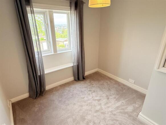 2 bed Cottage for sale Image 12