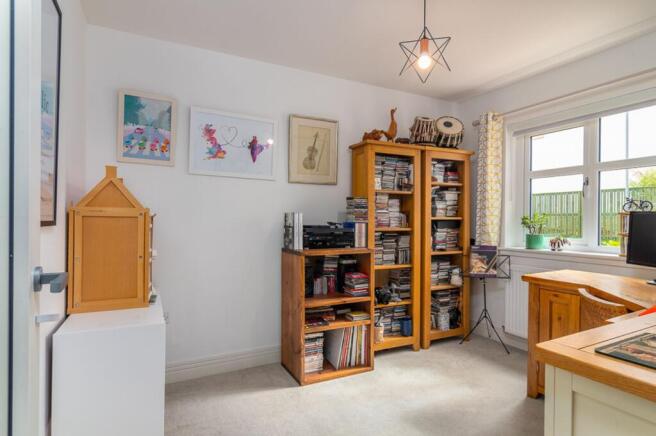 Dining room/office