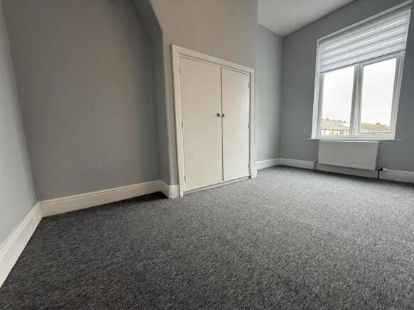 2 bed Terraced for sale Image 11