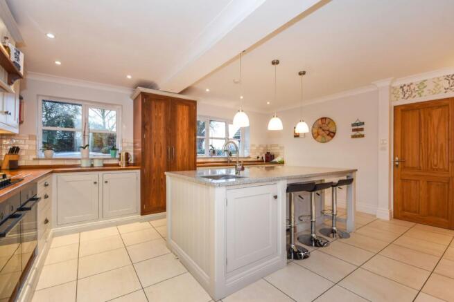 Kitchen/breakfast ro