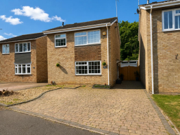 30, Ruskin Close, Rugby CV22 5RU
