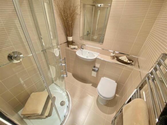 En-Suite Shower R...