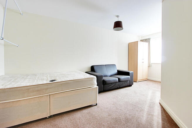 One Bedroom G/F Flat