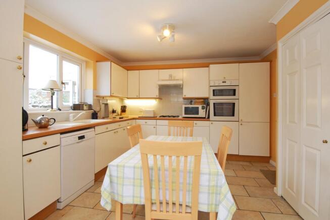 Kitchen/Breakfast Room