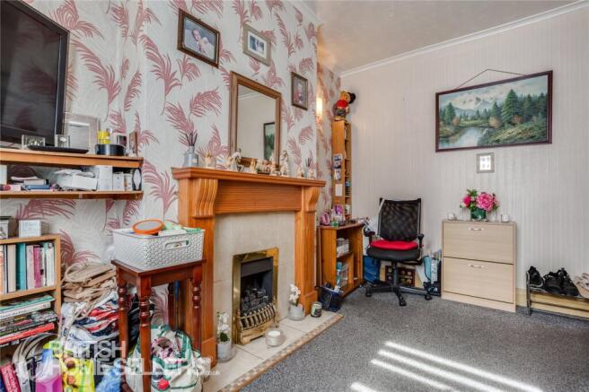 3 bed Terraced for sale Image 9