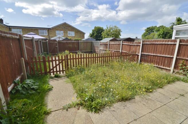 Wentworth Drive, Felixstowe photo 4