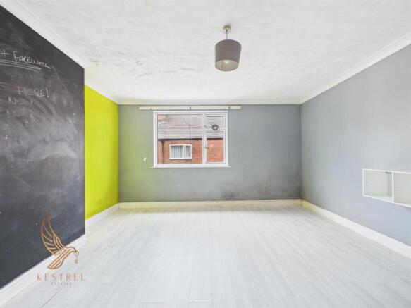 2 bed Terraced for sale Image 12