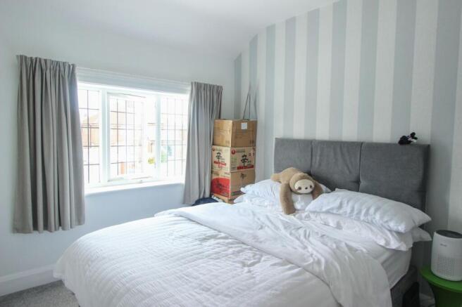 3 bed Semi-Detached to rent Image 8