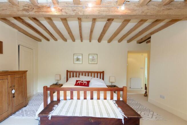 Master Bedroom 2.jpg