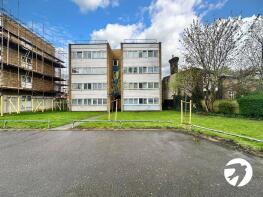 15, Johnstone House, Belmont Hill, London SE13 5BB