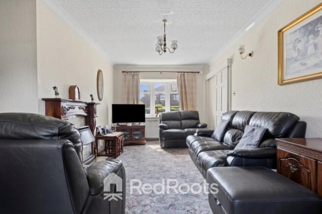 3 bed Semi-Detached for sale Image 6