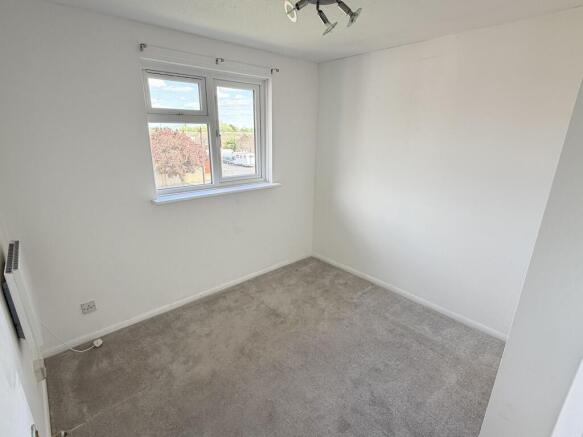 Coronation Avenue, East Tilbury, Essex. RM18 8SJ  photo 4