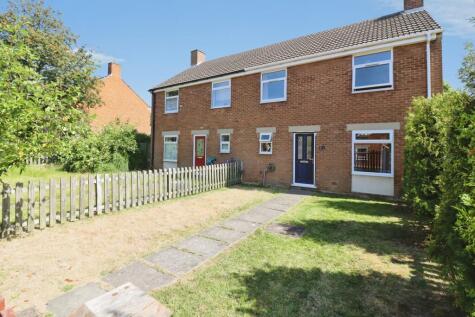 Chiltern Close, Grassmoor, Chesterfield, Derbyshire, S42