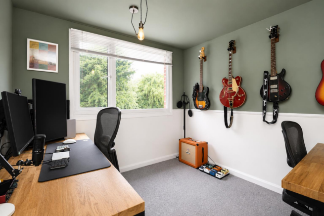 3 bed Semi-Detached for sale Image 12
