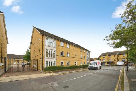 Lacewing Close, London, E13