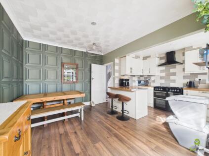 Iris Crescent, Bexleyheath, Kent, DA7