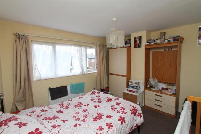 Master Bedroom.JPG