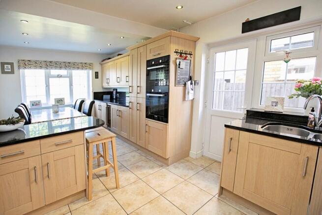 Kitchen diner