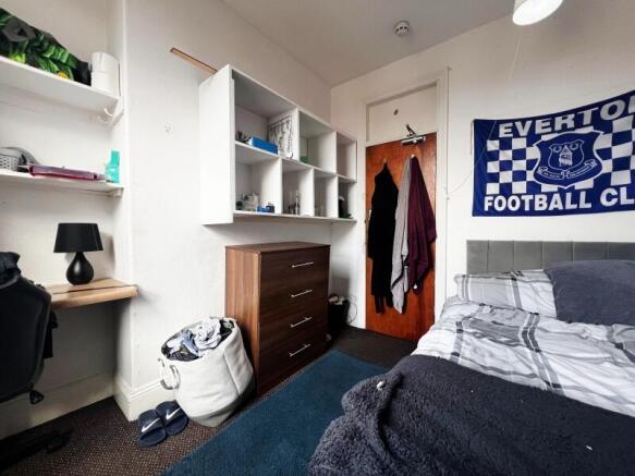 6 bed Terraced to rent Image 11