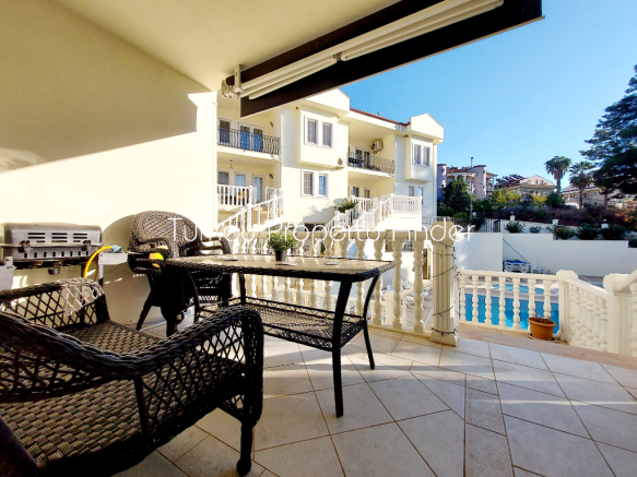 Dining Balcony