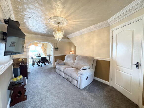3 bed Detached for sale Image 4