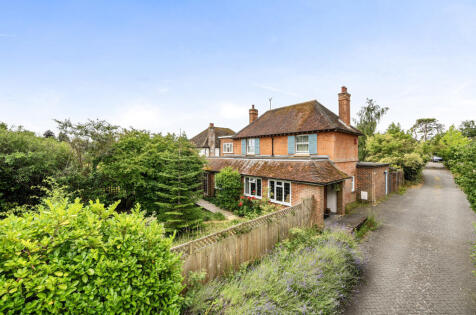 Main Road, Littleton, Winchester, SO22