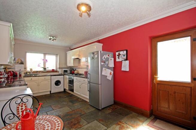 Kitchen / Breakfast 