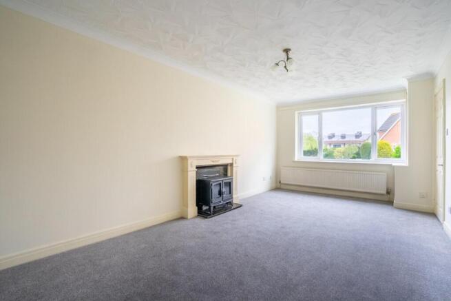 2 bed Semi-Detached Bungalow for sale Image 5