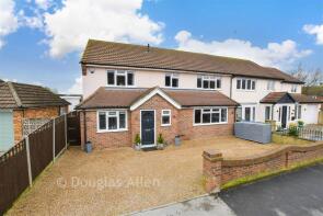 38, Alderwood Drive, Lambourne, Romford RM4 1DJ