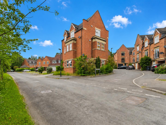 Ground Floor Apartment Drum Close