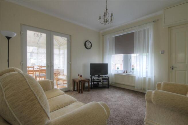 Living Room Pic 1