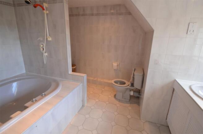 Photo 11