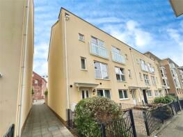 57, Richmond Court, Exeter EX4 3RD