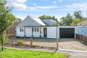 106a Tanleigh, Nutcroft Grove, Leatherhead KT22 9LD