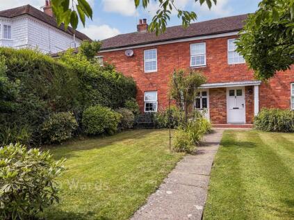 Roethorne Gardens, Tenterden, Kent