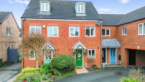 Newlove Avenue, St. Helens, WA10