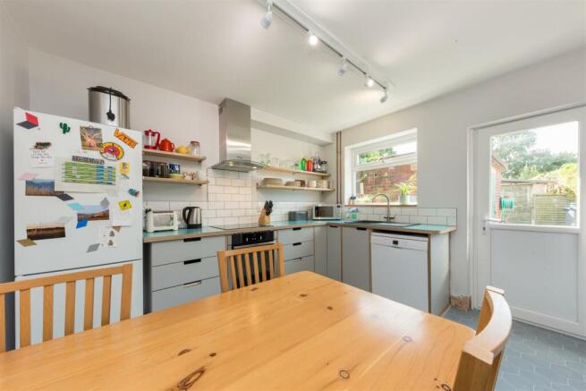 Kitchen/Dining Room