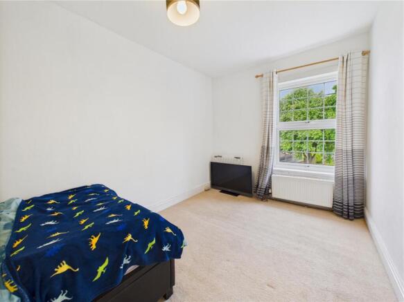 4 bed Cottage for sale Image 10