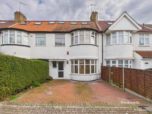 4-bed terraced on Hill View Gardens, Kingsbury, London, NW9, £550,000